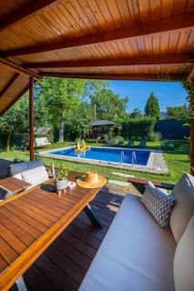 Ağaç Ev Sapanca - Isıtmalı Havuzlu Villa - Sapanca - 4