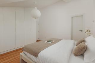 Mosaic Penthouse Condo with Sea View - 5