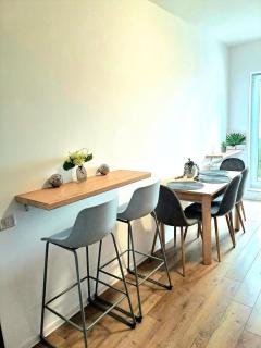 Mountain Breeze Luxury Apartment AC & Parcare Privată - Brasov - 5