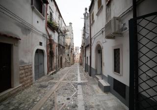 "LA TORRE" Manicone Housing & More - 1