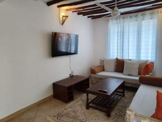 Diani 2BR Coastal Villa - 4 Mins To The Beach - Diani Beach - 4
