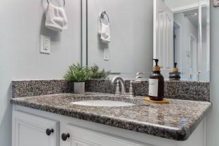 Prime Area! Walk or bike to 30A, beach, restaurant! - 4
