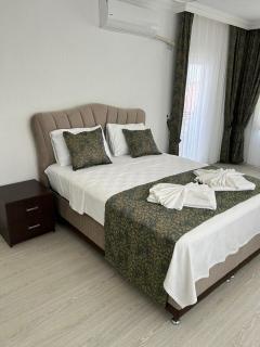Merkezi Konumda Geniş Aile Apartı - Kaş - 2