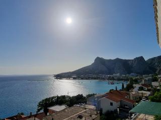 Studio apartman Leon 3 - Omiš - 0