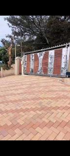 54 Malcolm Hidden Gem near Musgrave - 3