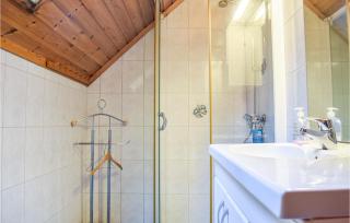 2 Bedroom Gorgeous Home In Sævareid - Sanddal - 3