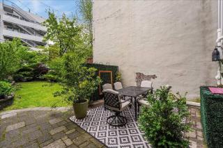Artist Residence 3 Bedroom Brownstone - Hoboken - 2