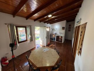 Hostel "Loost & Found" - Puerto Iguazú - 8