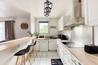 L'îlot Zen- Idéal pour famille-Groupe-Pro-Double Parking-highwifi-Aeroport Orly 8min-Paris30min - Fresnes - 7