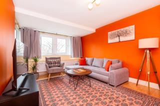 Spacious 4BR apt with large balcony - Londra - 6