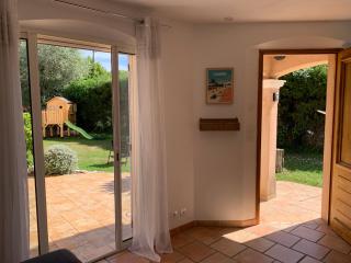 Studio indépendant neuf avec piscine et jardin - 7