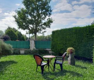Chez Nous - 2