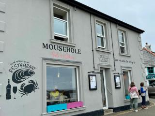 Lilsen Cottage by The Sea - 9