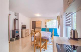 2 Bedroom Stunning Home In Oslonka - - 6