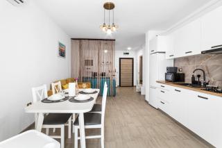 Crystal Bay 10 - Pool and Spa Beach Resort - Mamaia Sat/Năvodari - 6