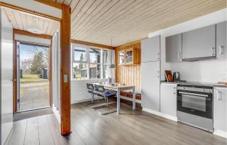 Beautiful Home In Væggerløse With Wifi - Marielyst - 6