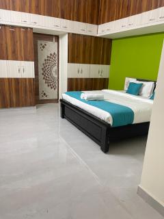 Sun Home Stays - Spacious Rooms - New Property - Pleasant Location - Tirupati - 2
