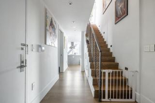 Brand New Five Bedroom Penthouse - New York - 8
