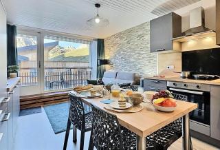 Résidence Les Hauts Lieux - Joli studio cabine 4 personnes à Tignes au pied des commerces et proche des pistes,avec vue imprenable sur le lac et le glacier MAE-2634 - Tignes - 0