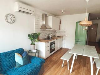 City Chic Trnovo Hideaway for 5, family friendly - Lubiana - 2