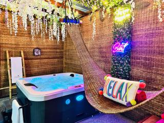 Luxurious Nubian Villa with a Stunning Private Pool , Hot Tub and Bar - Accra - 2
