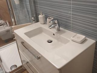 CATA HOUSE - 4