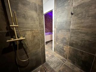Loft Romantique la Clef des Sens - Sauna et Balnéo privatifs - Tourves - 2