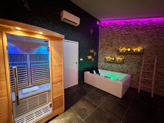 Loft Romantique la Clef des Sens - Sauna et Balnéo privatifs - Tourves - 1