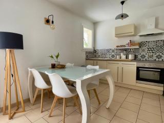Charmante Maison avec Jacuzzi et Parking - Lignan-sur-Orb - 2