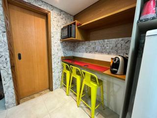 Apê 50 metros da praia, centro da Mirim, Wi-fi, 6 pessoas - Praia Grande - 6