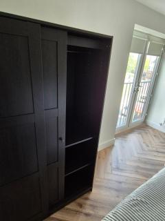 Spacious City Apartment & Free Parking - Birmingham - 1