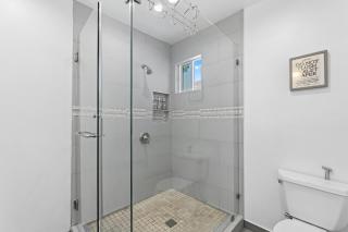 Muirfield Chic City Bungalow with Parking - Los Angeles - 1