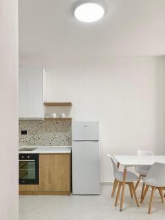 Lulu Suites - Sunny - Golem - 4