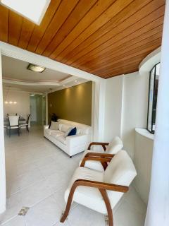 Ótima Localização Quadra Mar a 50m da Praia - 8