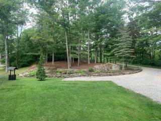 5 Bedroom Kennebec Lake House with 3 King Beds - Mountain Grove - 3
