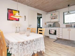 Secluded Holiday Home in Falster with Terrace - Gedser - 7