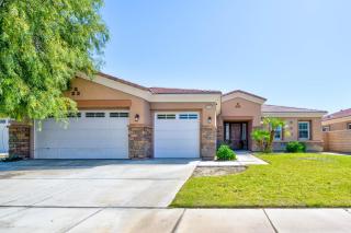 Ultimate Indio Oasis - Pool, Jacuzzi, Firepit, and Mountain Views - Indio - 7