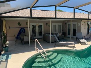 Three Bedroom Jungle Paradise with heated pool with everything you need for the beach - 2