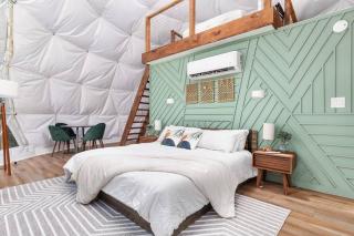 Dream Dome - Romantic Getaway, Hot Tub, AC, Wifi, National Park 8 min - 2