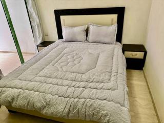 Beautiful Hivernage Apartment with Pool & Balcony, Near Attractions - Marrakech - 1