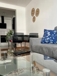 Lux Hill Skyline - Free Private PARKING - Zagabria - 6