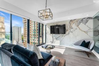 The Royal 2 Bedroom Condo Yorkville - 6