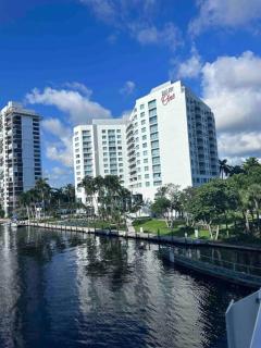 GalleryOne Doubletree Hilton GC Secret Blending - Fort Lauderdale - 9