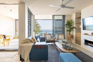 Kings Beach Oceanfront Oasis - Caloundra - 6
