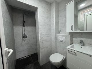SS Studio Apartman - Sutomore - 3