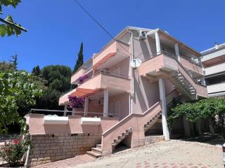 Apartmani Katica - Novalja - 0
