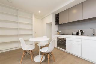 Henry II of Windsor - 8