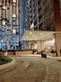 No Frills Infina Towers 2BR Staycation Quezon City - Manila - 0