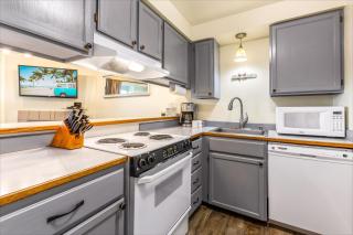 Nautilus Beach Vacation Condos - Ocean Shores - 8