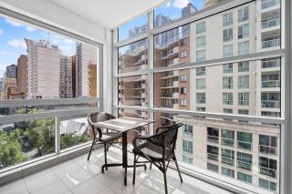 Vibrant 2bd hideaway - 1 bd converted from a study - 1